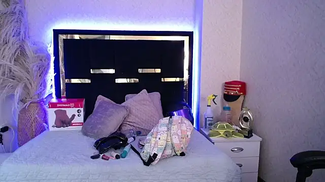 Bunny O online show from March 2026 12:43:02 AM