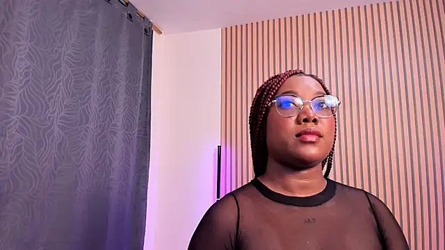 Snapshot of Sali_g chatting on February 2025 11:10:02 PM Sali g online show from February 2025 11:10:02 PM
