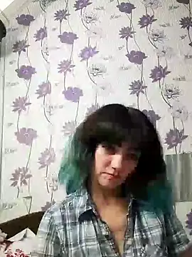 Snapshot of SweetLeila40 chatting on February 2025 12:19:02 AM SweetLeila40 online show from February 2025 12:19:02 AM