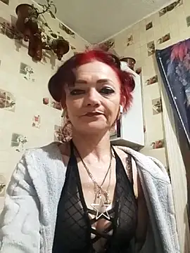SweetLeila40 online show from April 2026 09:43:02 PM