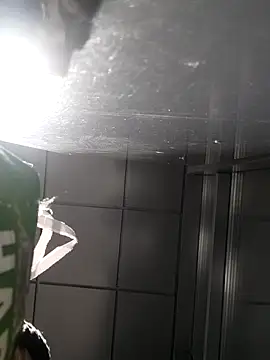 Snapshot of SweetLeila40 chatting on November 2025 08:01:01 PM SweetLeila40 online show from November 2025 08:01:01 PM