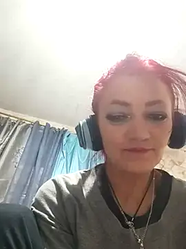 SweetLeila40 online show from May 2026 11:52:02 PM