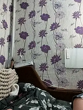 Snapshot of SweetLeila40 chatting on March 2025 12:34:02 AM SweetLeila40 online show from March 2025 12:34:02 AM