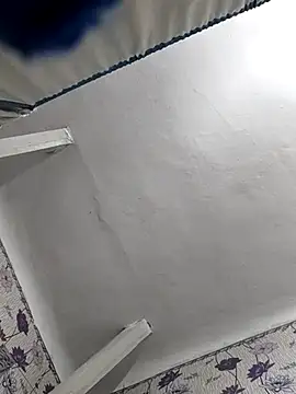 Snapshot of SweetLeila40 chatting on February 2025 07:17:02 PM SweetLeila40 online show from February 2025 07:17:02 PM