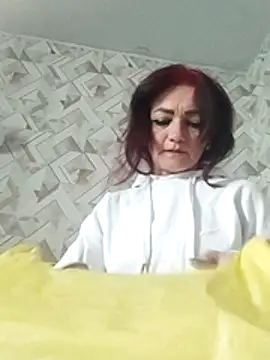 SweetLeila40 online show from April 2026 03:18:01 PM