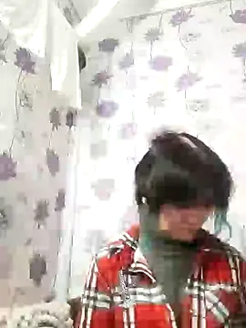 Snapshot of SweetLeila40 chatting on February 2025 08:56:01 PM SweetLeila40 online show from February 2025 08:56:01 PM