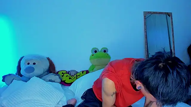 juniior 2311  online show from December 2025 11:48:02 PM