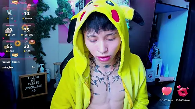 juniior 2311  online show from March 2025 12:00:01 PM