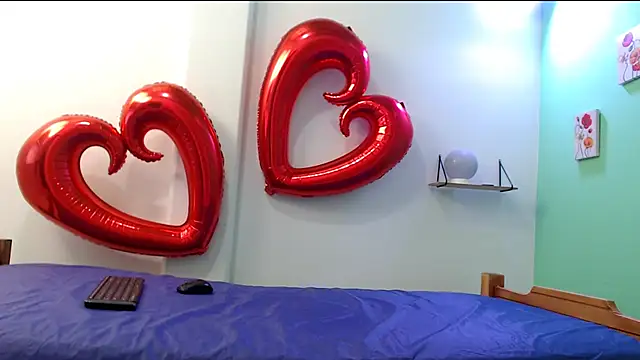 evaleribigtits18 online show from February 2026 12:22:02 AM