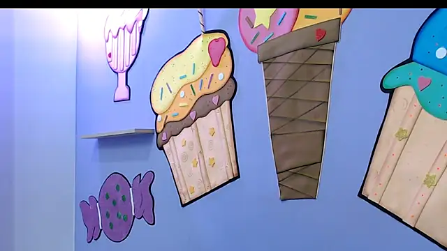 evaleribigtits18 online show from November 2025 07:07:01 PM