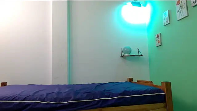 evaleribigtits18 online show from March 2026 01:57:02 AM