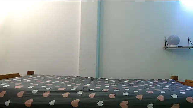 evaleribigtits18 online show from March 2026 02:37:01 AM