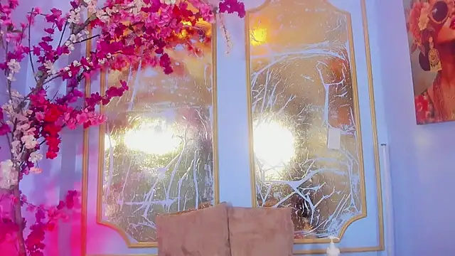 Snapshot of melaniecooperr chatting on November 2025 03:51:02 AM melaniecooperr online show from November 2025 03:51:02 AM