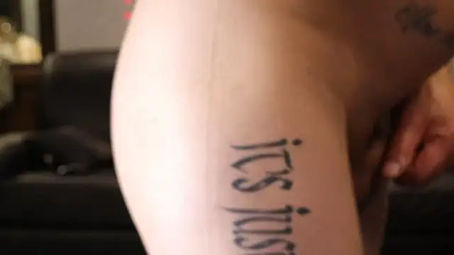 Snapshot of DamienSliick chatting on October 2025 07:44:01 AM DamienSliick online show from October 2025 07:44:01 AM