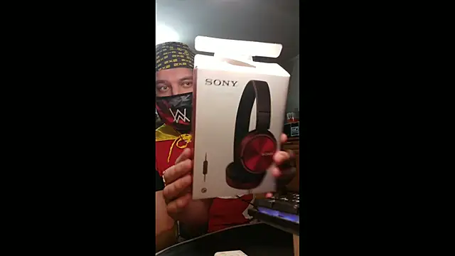 BISEXGOOD777 online show from February 2026 07:25:02 PM