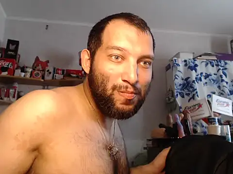 BISEXGOOD777 online show from June 2026 01:11:02 PM
