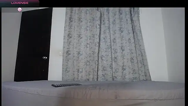 Laila Laly online show from November 2025 08:13:02 PM