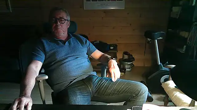 Snapshot of lelohop chatting on October 2025 11:01:01 AM lelohop online show from October 2025 11:01:01 AM