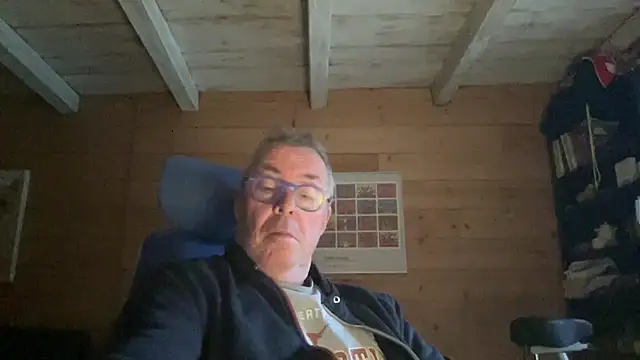 lelohop online show from November 2025 07:09:01 AM