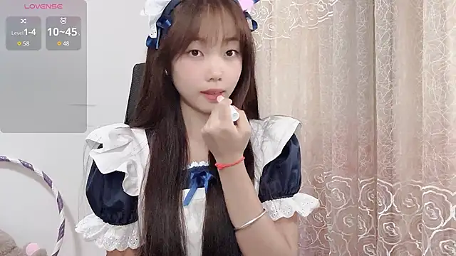 Lvy--v online show from October 2025 11:03:02 PM