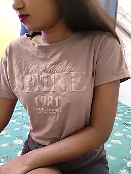 yhona darling online show from April 2026 10:09:02 AM