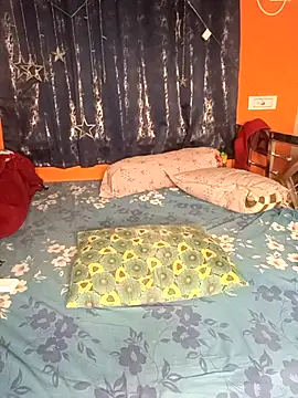 Hot Urvi online show from November 2025 05:27:01 PM