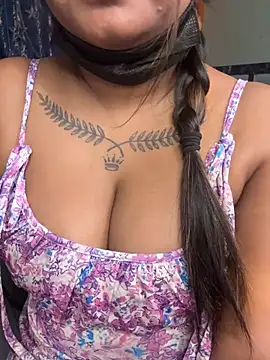 Hot Urvi online show from June 2026 04:13:02 PM