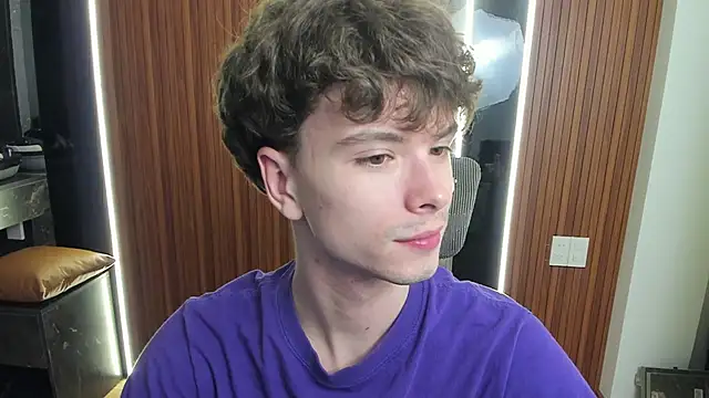 Snapshot of calvin_love_you chatting on May 2026 03:40:01 PM calvin love you online show from May 2026 03:40:01 PM