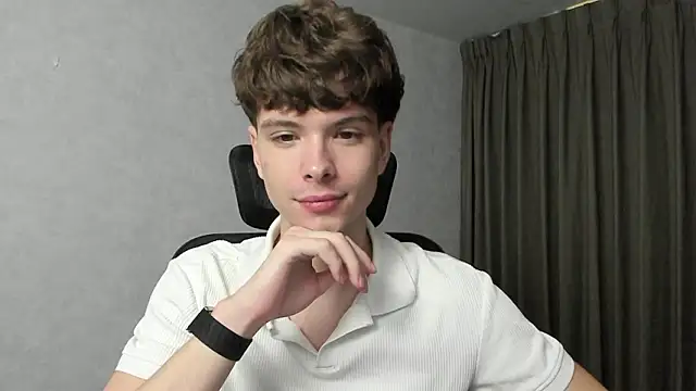 Snapshot of calvin_love_you chatting on March 2026 05:13:01 PM calvin love you online show from March 2026 05:13:01 PM