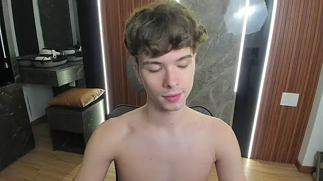 Snapshot of calvin_love_you chatting on July 2026 02:06:01 PM calvin love you online show from July 2026 02:06:01 PM
