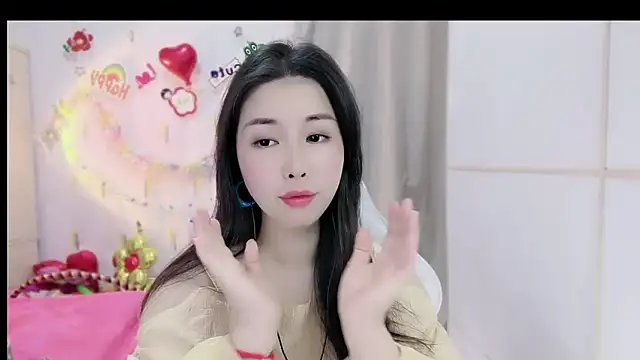 HK angelchloe online show from November 2025 01:21:02 AM