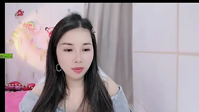 HK angelchloe online show from November 2025 01:39:01 AM