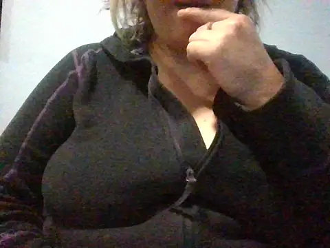 maria38xxx online show from November 2025 12:25:02 AM