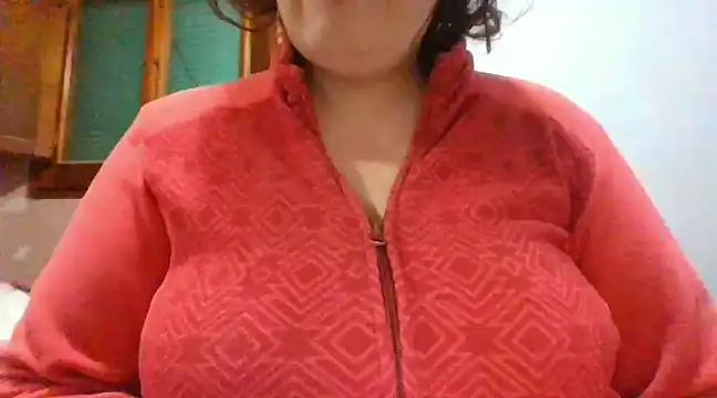 Snapshot of maria38xxx chatting on January 2025 11:51:01 PM maria38xxx online show from January 2025 11:51:01 PM