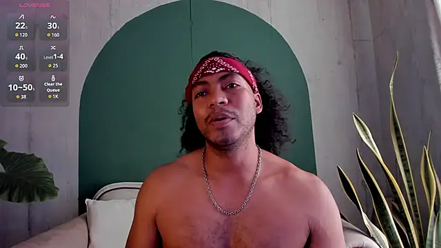 Snapshot of noah_jones__ chatting on November 2025 04:18:02 PM noah jones online show from November 2025 04:18:02 PM