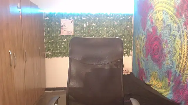 BurningVenus12 online show from September 2025 09:44:02 PM