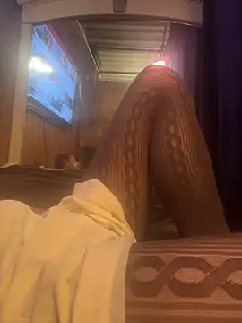 smashb33 online show from November 2025 02:54:01 PM