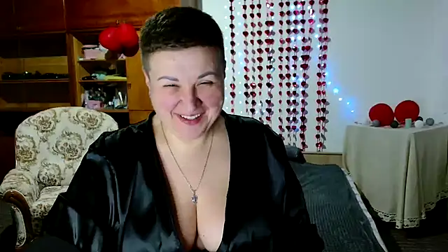 Snapshot of Annet1912 chatting on February 2025 06:15:02 PM Annet1912 online show from February 2025 06:15:02 PM