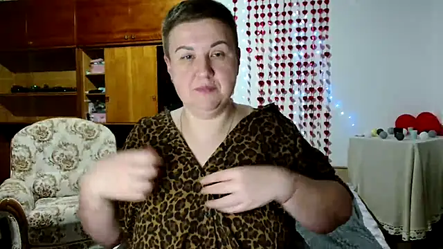 Snapshot of Annet1912 chatting on March 2025 06:19:02 PM Annet1912 online show from March 2025 06:19:02 PM
