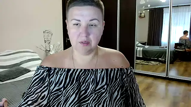 Annet1912 online show from October 2025 12:26:02 PM