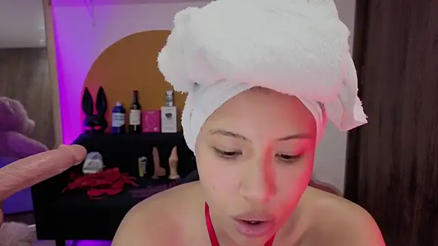 avans 15 online show from April 2026 07:32:01 PM