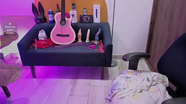 avans 15 online show from March 2026 12:01:01 AM