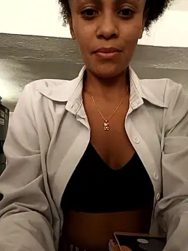 Snapshot of BlairSamy chatting on January 2026 02:34:02 PM BlairSamy online show from January 2026 02:34:02 PM