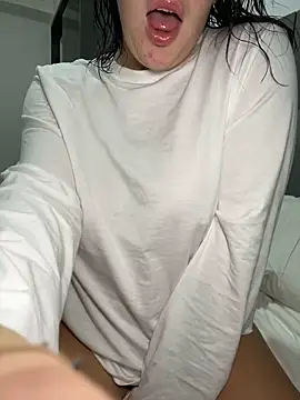 Snapshot of lilylush24 chatting on March 2025 01:29:01 PM lilylush24 online show from March 2025 01:29:01 PM