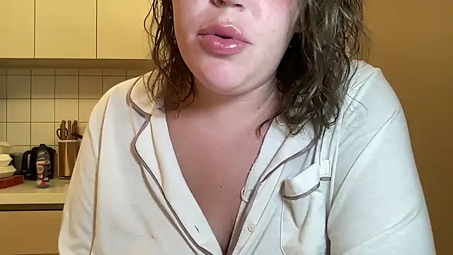 Snapshot of lilylush24 chatting on February 2025 02:55:02 PM lilylush24 online show from February 2025 02:55:02 PM