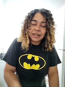 VitoriaFernandes online show from February 2026 02:16:02 PM