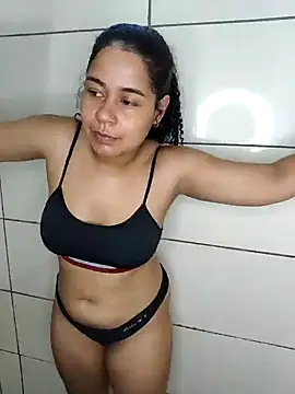 VitoriaFernandes online show from February 2025 09:39:02 PM
