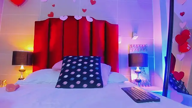 isabella montez online show from February 2025 06:19:01 PM