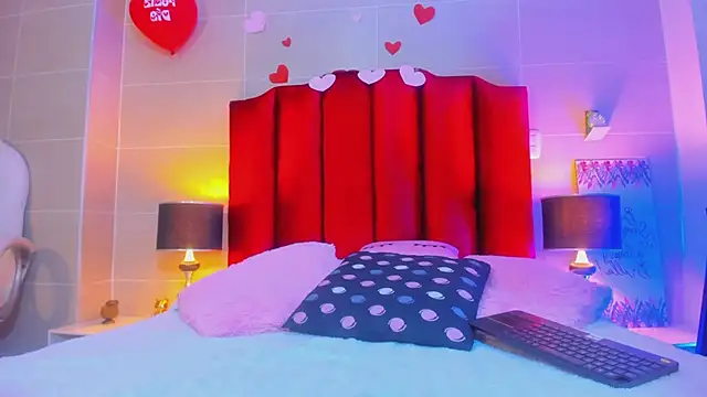 isabella montez online show from February 2025 12:16:01 PM