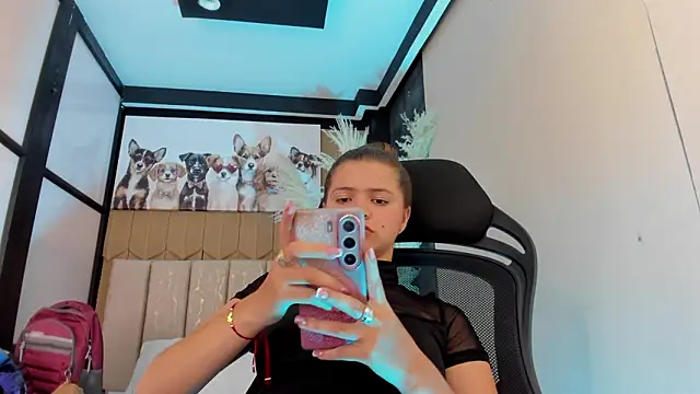 PaigeJayden online show from March 2026 09:21:01 PM